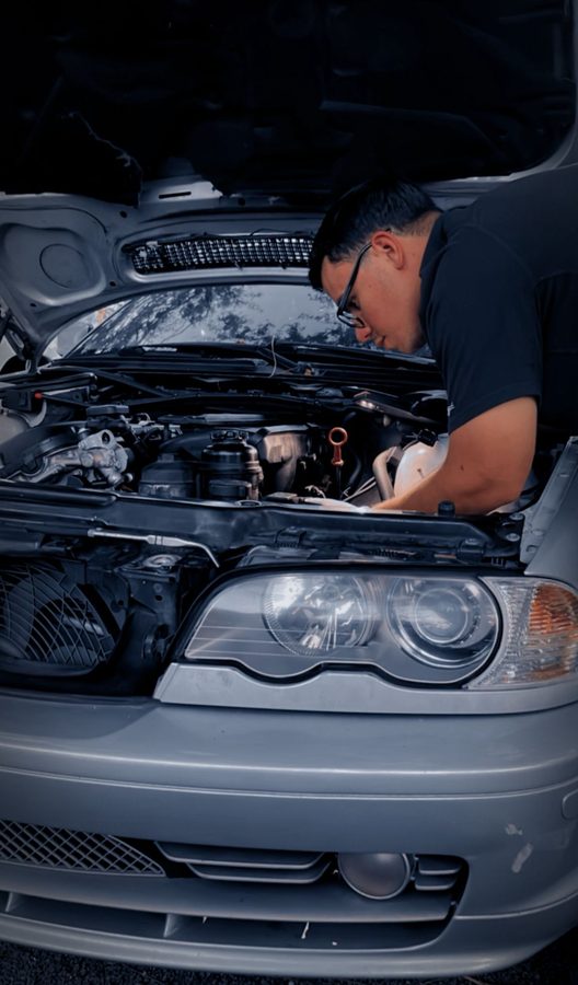 UDM technician at work